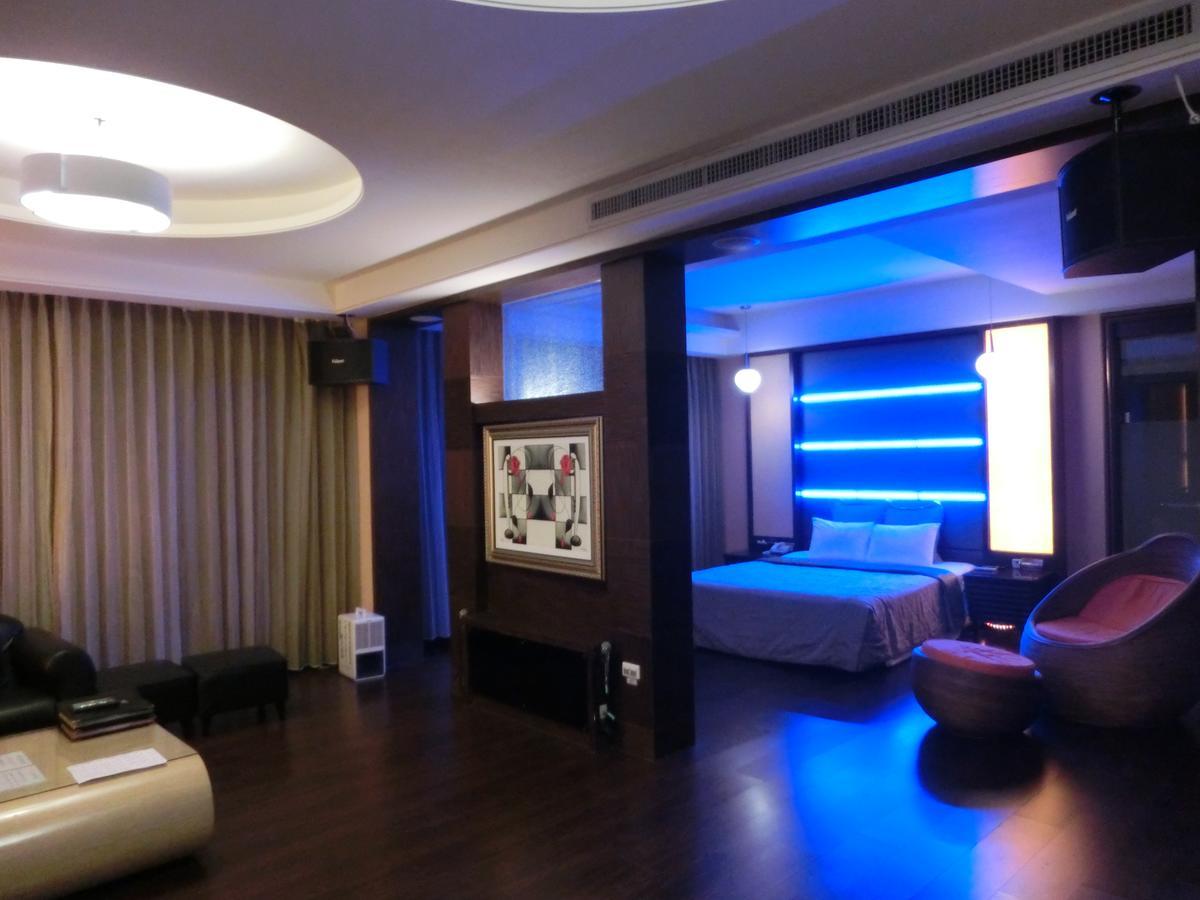 The Blue Sky Motel Dazi Quarto foto